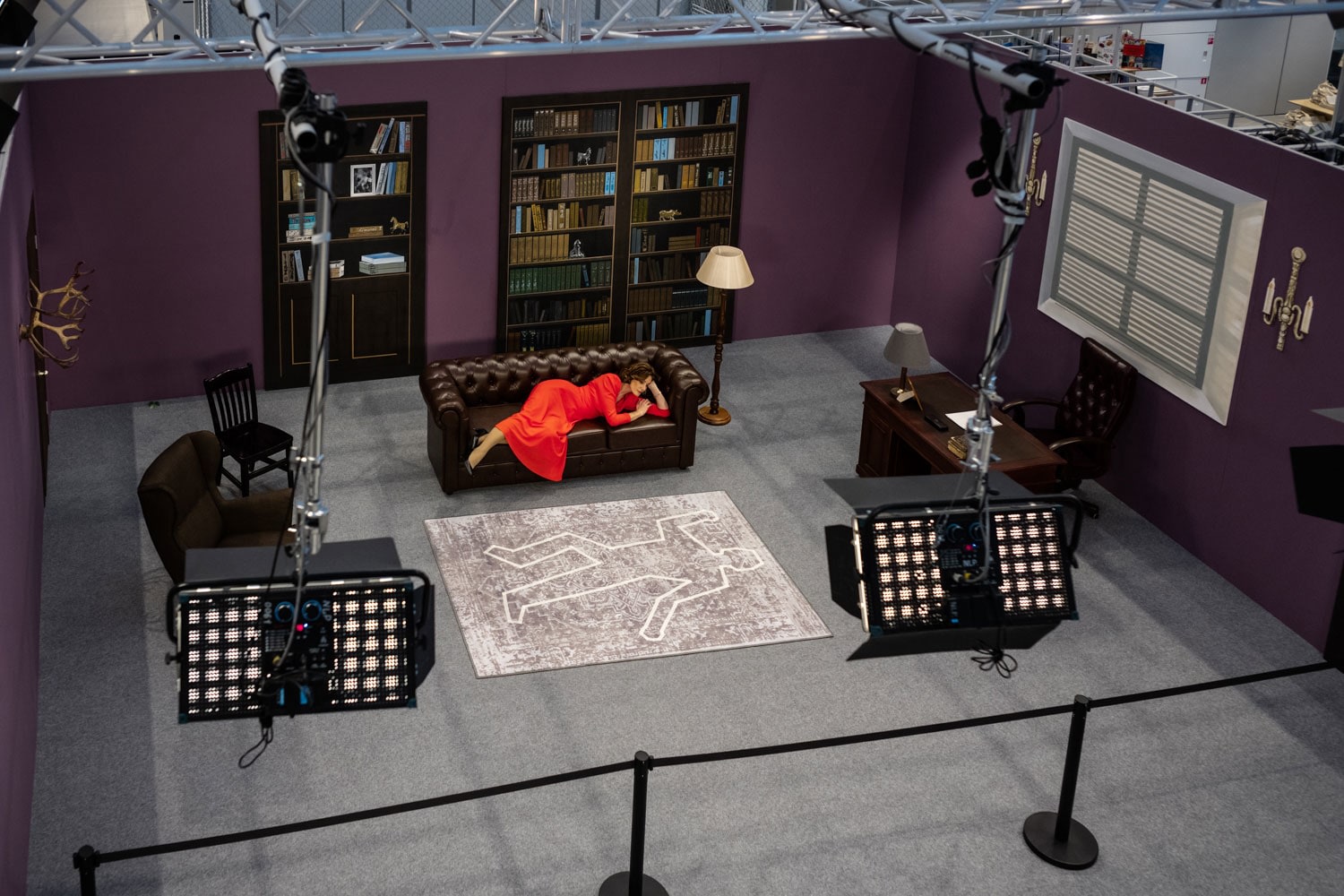 Ragnar Kjartansson&amp;nbsp;
Santa Barbara, 2021-22&amp;nbsp;
Durational performance&amp;nbsp;
Directed by &amp;Aacute;sa Helga Hj&amp;ouml;rleifsd&amp;oacute;ttir&amp;nbsp;
Performance, staging and production: Lorem Ipsum&amp;nbsp;
Commissioned by V&amp;ndash;A&amp;ndash;C Foundation, Moscow&amp;nbsp;
Courtesy of the artist, Luhring Augustine, New York and i8 Gallery, Reykjavik&amp;nbsp;
Based on the series originally created by Bridget and Jerome Dobson &amp;lsquo;SANTA BARBARA&amp;rsquo; Ⓒ 1984 Twentieth Century Fox Television, all rights reserved&amp;nbsp;
Photo: Misha Friedman