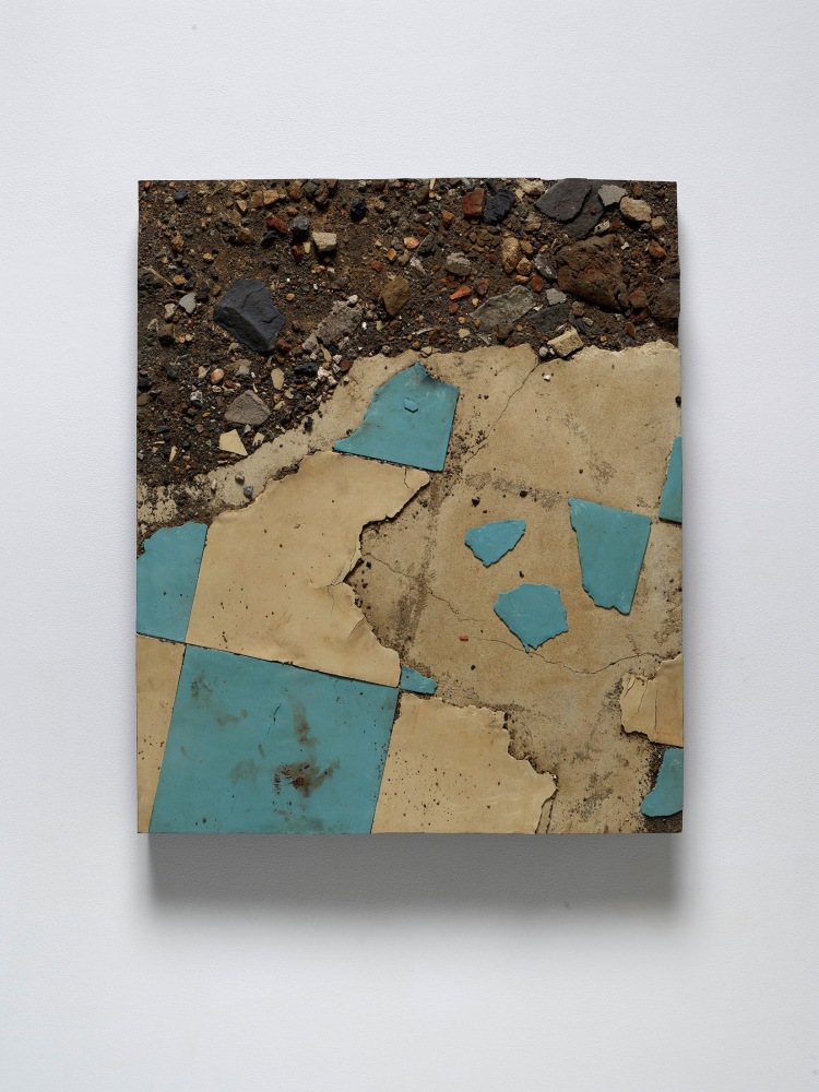 Boyle Family
Study from the Japan Series with Broken Blue and White Linoleum and Debris, Miyazaki Prefecture, 1990
Mixed media, resin, fibreglass
35 7/8 x 29 7/8 inches
(91 x 76 cm)