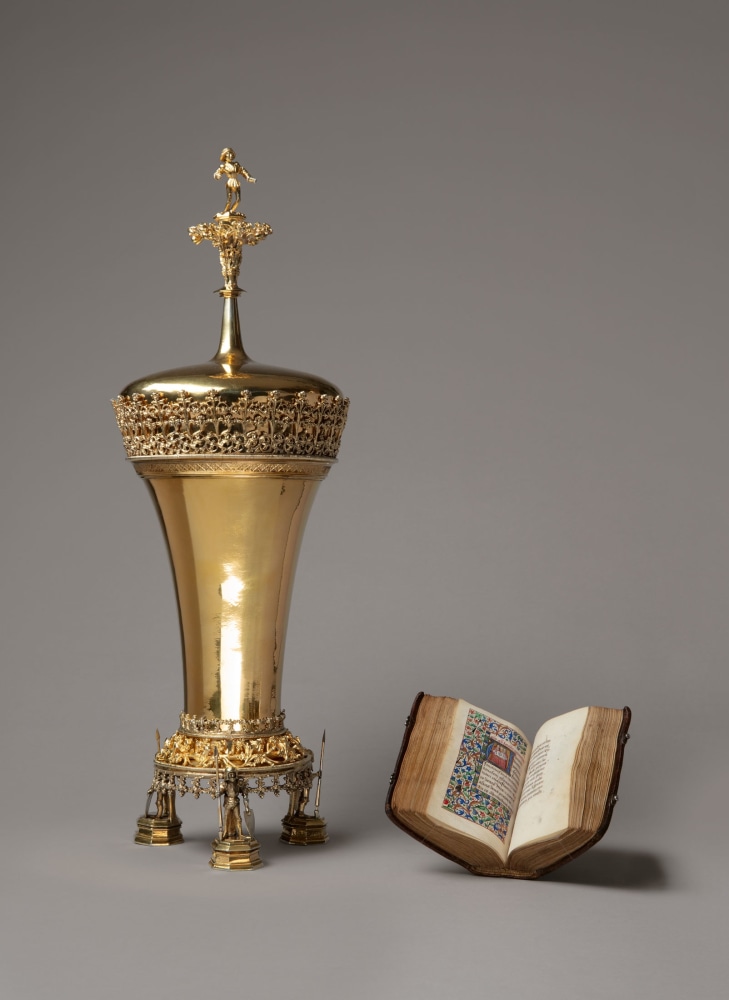 Hans Greiff (active c. 1470, d. 1516?)
A monumental lidded cup with the figure of a courtier and three soldiers, c. 1470
Germany, Bavaria, Ingolstadt
Cast, hammered, chased and gilded silver
Height: 21.7 inches (55 cm)
Diameter at widest point: 7.4 inches (18.8 cm)