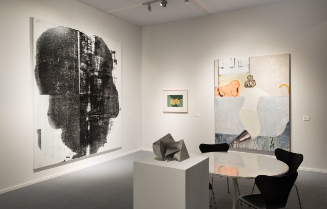 Luhring Augustine

TEFAF, Stand 84

Installation view

2018

Pictured: Christopher Wool, Lygia Clark, Sanya Kantarovsky

&amp;nbsp;

&amp;copy; O Mundo de Lygia Clark-Associa&amp;ccedil;&amp;atilde;o Cultural, Rio de Janeiro.